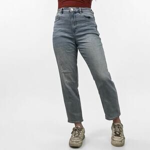 American Eagle Light Wash Stretch Mom Straight Leg High Rise Jeans